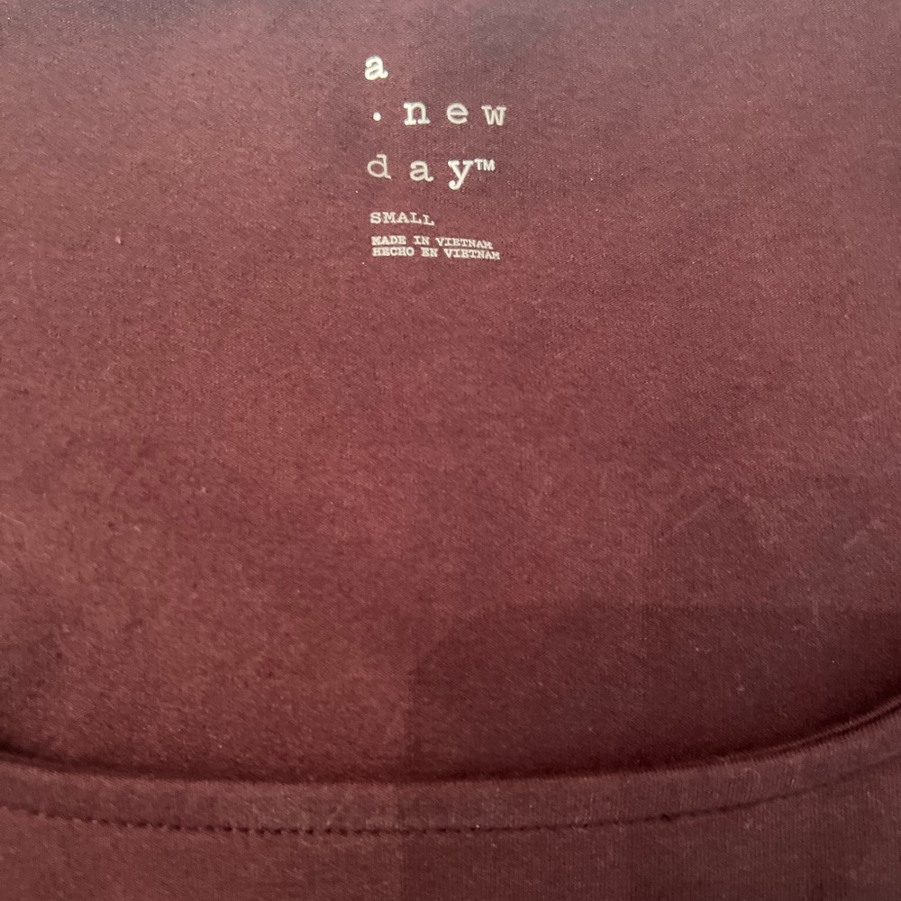 A NEW DAY RUFFLE SLEEVES CROPPED TEE BROWN - Picture 3 of 4